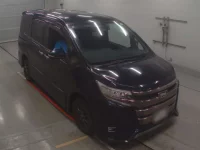 Toyota NOAH лот № 30656 оценка 4  с аукциона в Японии 4