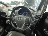 Toyota NOAH лот № 30656 оценка 4  с аукциона в Японии 6