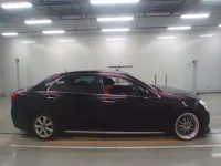 Toyota CROWN лот № 30599 оценка 3  с аукциона в Японии 2