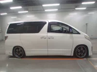 Toyota ALPHARD лот № 50110 оценка 3  с аукциона в Японии 2