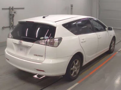 Toyota CALDINA  с аукциона в Японии