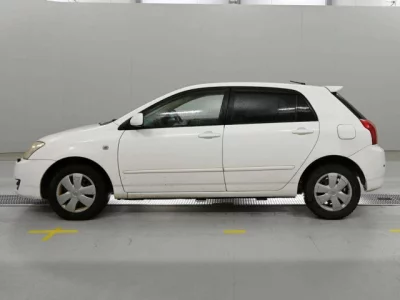 Toyota COROLLA RUNX  с аукциона в Японии