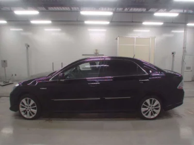 Toyota CROWN  с аукциона в Японии