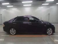 Toyota CROWN лот № 30576 оценка 3.5  с аукциона в Японии 2