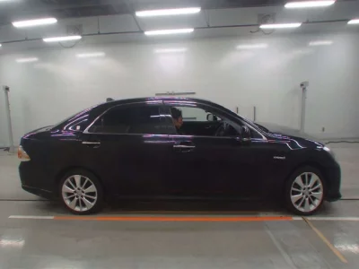 Toyota CROWN  с аукциона в Японии