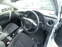 Toyota AURIS лот № 30662 оценка 4  с аукциона в Японии 6