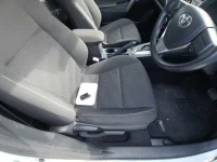 Toyota AURIS лот № 30662 оценка 4  с аукциона в Японии 7