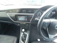 Toyota AURIS лот № 30662 оценка 4  с аукциона в Японии 8