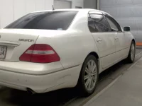 Toyota CELSIOR лот № 17044 оценка 3.5  с аукциона в Японии 3