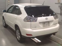 Toyota HARRIER лот № 30663 оценка RA  с аукциона в Японии 5