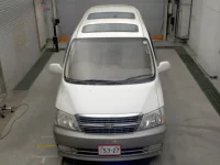 Toyota GRANVIA лот № 17028 оценка R  с аукциона в Японии 4