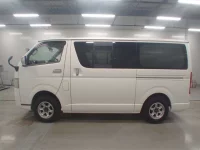 Toyota HIACE VAN лот № 30687 оценка RA  с аукциона в Японии 3