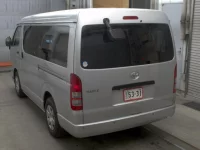 Toyota HIACE лот № 2098 оценка R  с аукциона в Японии 1