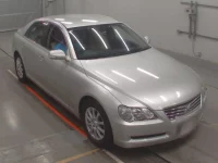 Toyota MARK X лот № 30695 оценка 3  с аукциона в Японии 4