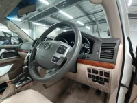 Toyota LAND CRUISER лот № 40150 оценка 3.5  с аукциона в Японии 6