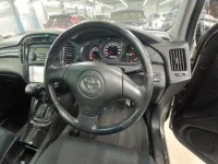 Toyota KLUGER лот № 30711 оценка 4  с аукциона в Японии 6