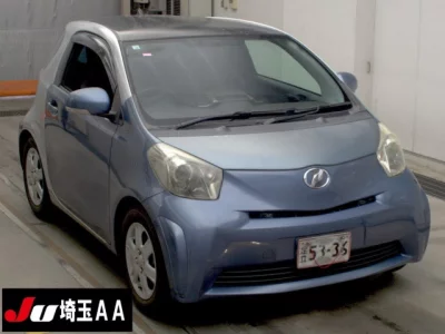 Toyota iQ