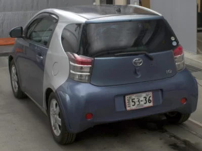 Toyota iQ