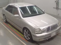 Toyota PROGRES лот № 10353 оценка 3.5  с аукциона в Японии 4