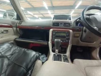 Toyota PROGRES лот № 10353 оценка 3.5  с аукциона в Японии 8