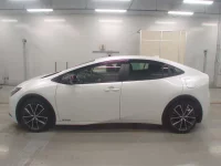 Toyota Prius лот № 36140 оценка 4.5  с аукциона в Японии 3