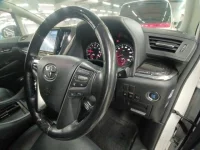 Toyota VELLFIRE лот № 30655 оценка 4  с аукциона в Японии 6