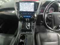 Toyota VELLFIRE лот № 30655 оценка 4  с аукциона в Японии 8