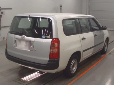 Toyota SUCCEED  с аукциона в Японии