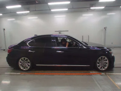 Lexus LS460L