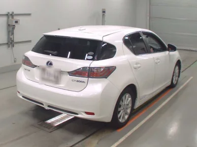Lexus CT  с аукциона в Японии