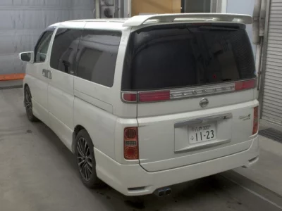 Nissan ELGRAND