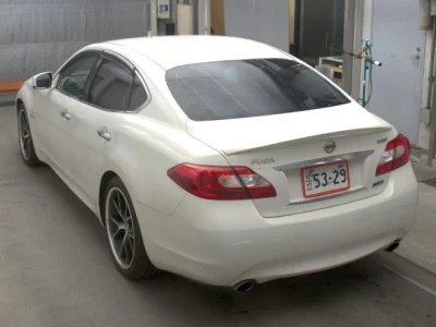 Nissan Fuga