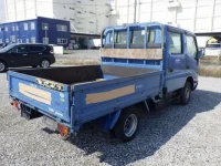 Toyota DYNA лот № 70028 оценка RA  с аукциона в Японии 1