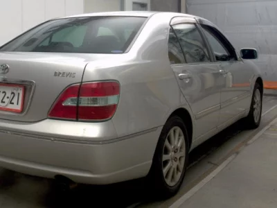 Toyota BREVIS  с аукциона в Японии