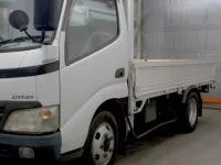 Toyota DYNA лот № 8055 оценка 3  с аукциона в Японии 3