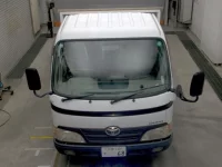 Toyota DYNA лот № 8055 оценка 3  с аукциона в Японии 5
