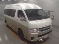 Toyota HIACE лот № 30799 оценка RA  с аукциона в Японии 4