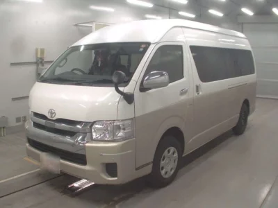 Toyota HIACE  с аукциона в Японии