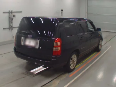 Toyota SUCCEED  с аукциона в Японии