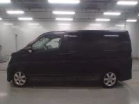 Nissan ELGRAND лот № 30814 оценка 2  с аукциона в Японии 3