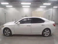 Lexus LS лот № 30813 оценка 4  с аукциона в Японии 3