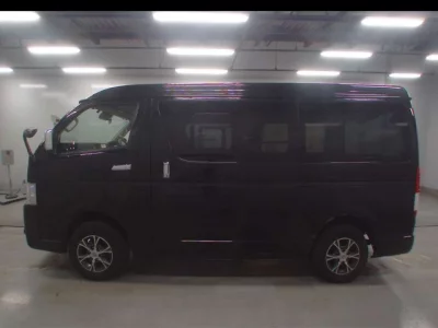 Toyota HIACE VAN  с аукциона в Японии