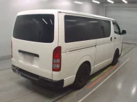 Toyota HIACE VAN лот № 30787 оценка 3.5  с аукциона в Японии 1