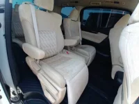 Toyota ALPHARD лот № 30778 оценка 3.5  с аукциона в Японии 9