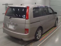 Toyota ISIS лот № 30832 оценка 3.5  с аукциона в Японии 1