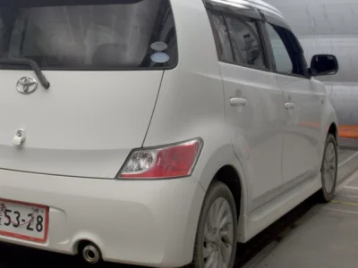 Toyota bB
