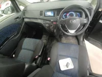 Toyota ISIS лот № 10471 оценка R  с аукциона в Японии 8