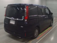 Toyota ESQUIRE лот № 30997 оценка 3.5  с аукциона в Японии 1