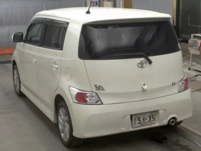 Toyota bB