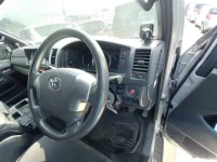 Toyota HIACE VAN лот № 30988 оценка 3  с аукциона в Японии 6